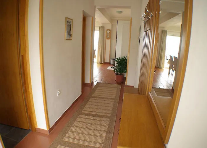 Apartman With A Parking Space - 12754