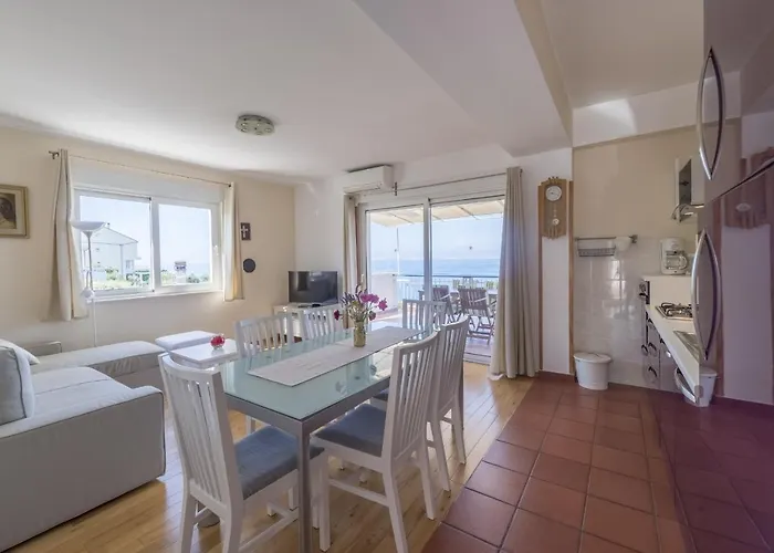 With A Parking Space - 12754 * Murter