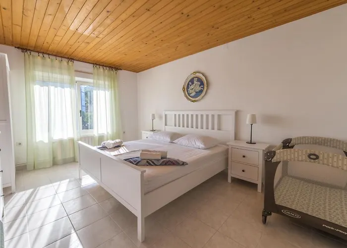 With A Parking Space - 12754 Apartman Murter