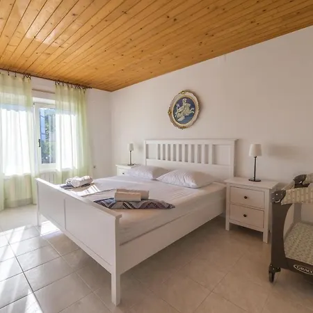 With A Parking Space - 12754 Apartament Murter